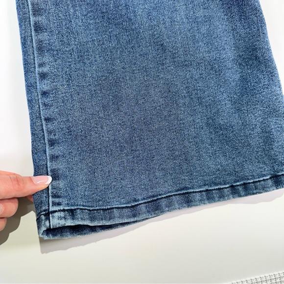 Democracy Ab Technology flattering flare denim jeans utility pockets size 10 - Picture 3 of 8